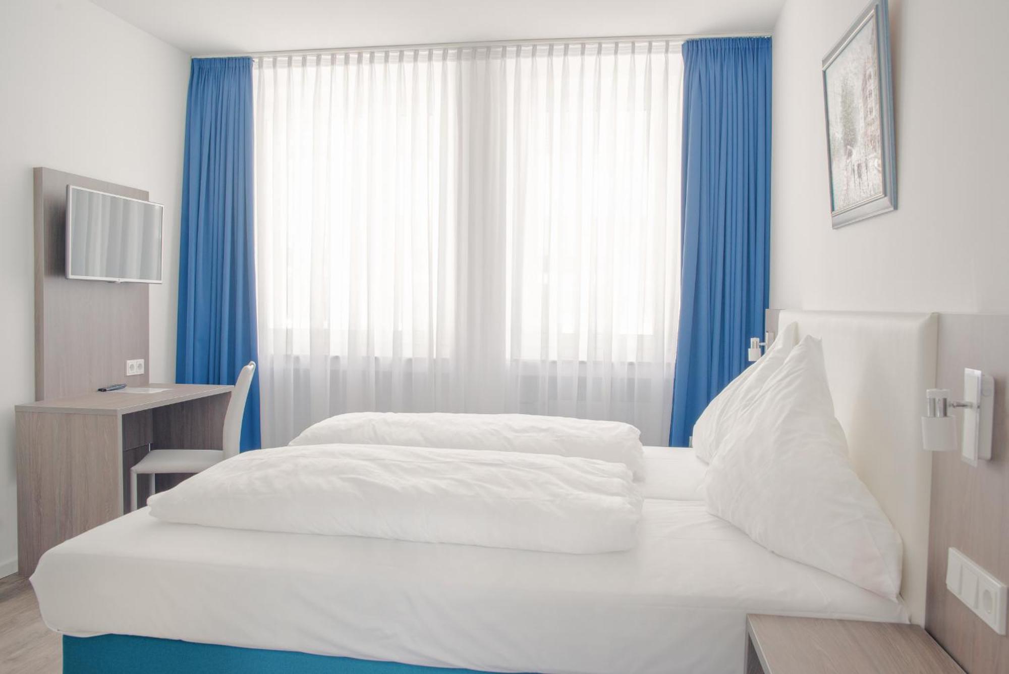 Haus Am Dom - Apartments Und Ferienwohnungen Кельн Номер фото